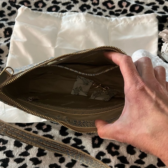 💙🤍NWT-BRAHMIN SHAYNA BLUE HAZE MELBOURNE 🤍💙 - Picture 13 of 17